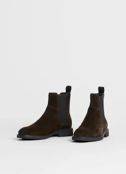 ALEX M BOOTS