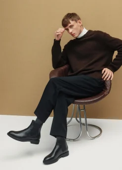 ALEX M BOOTS