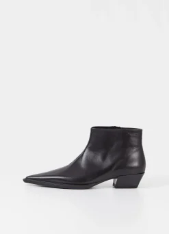 CASSIE BOOTS