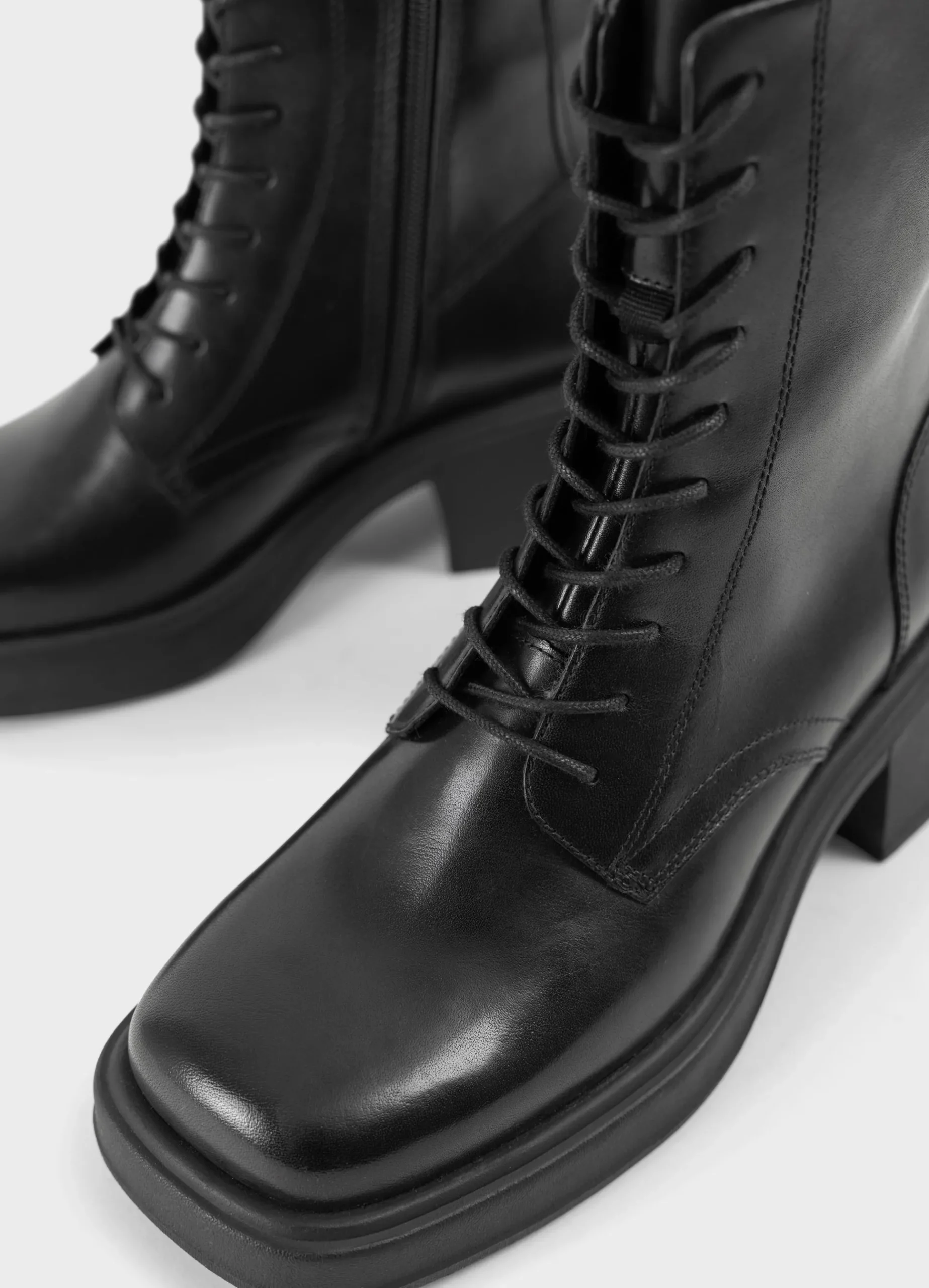 DORAH BOOTS