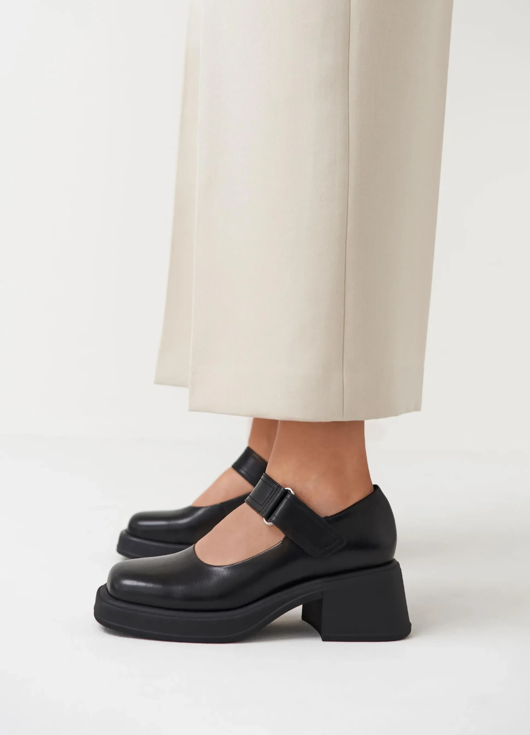 DORAH PUMPS