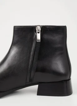 EIDA BOOTS