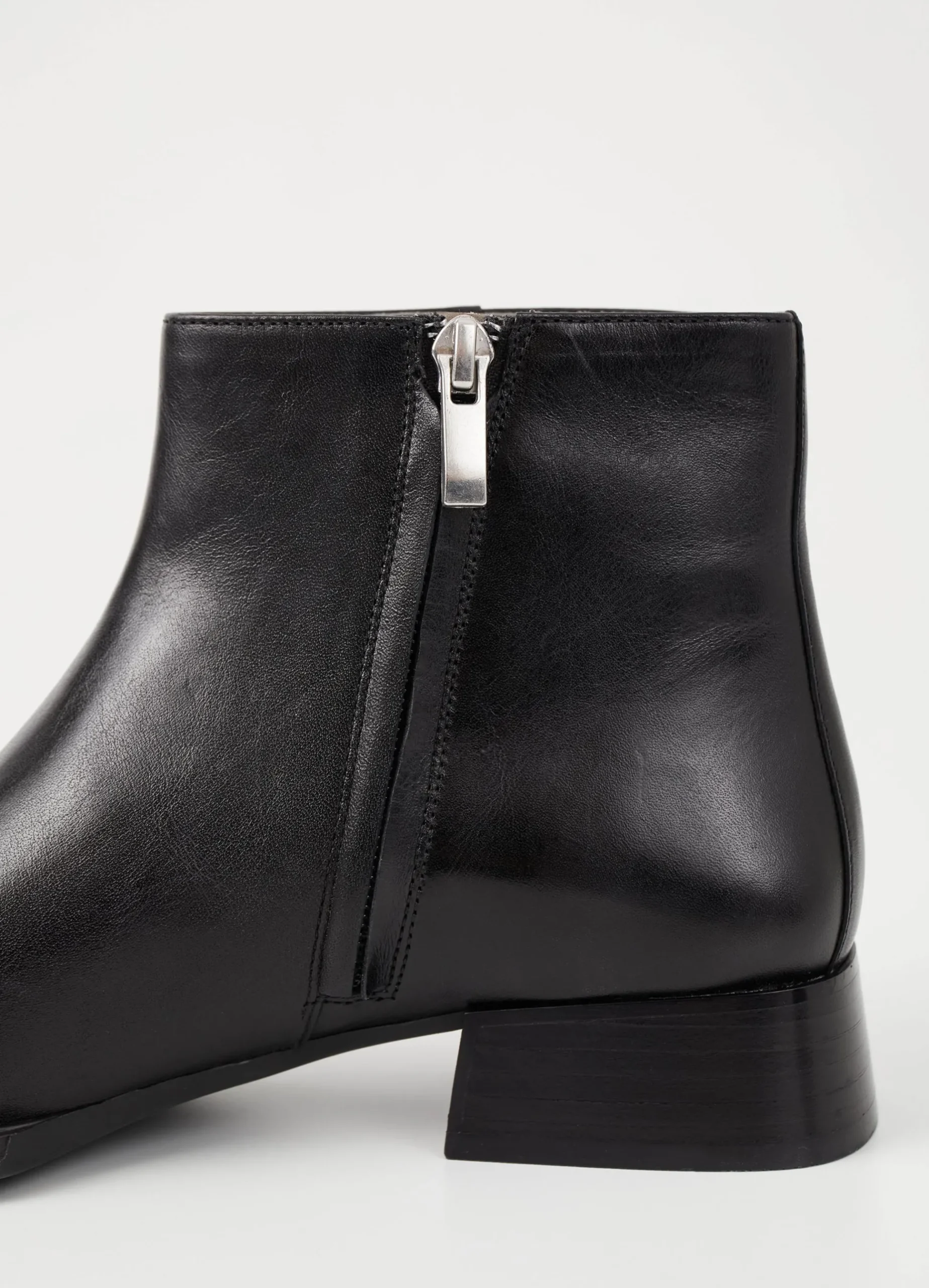 EIDA BOOTS