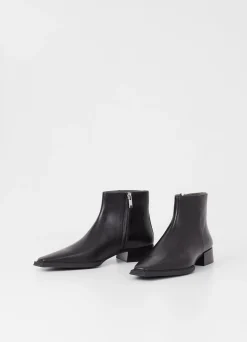 EIDA BOOTS