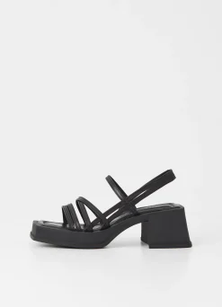HENNIE SANDALER