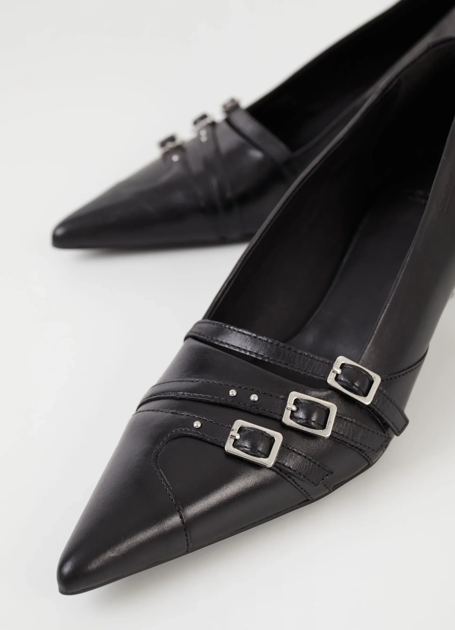 LYKKE PUMPS