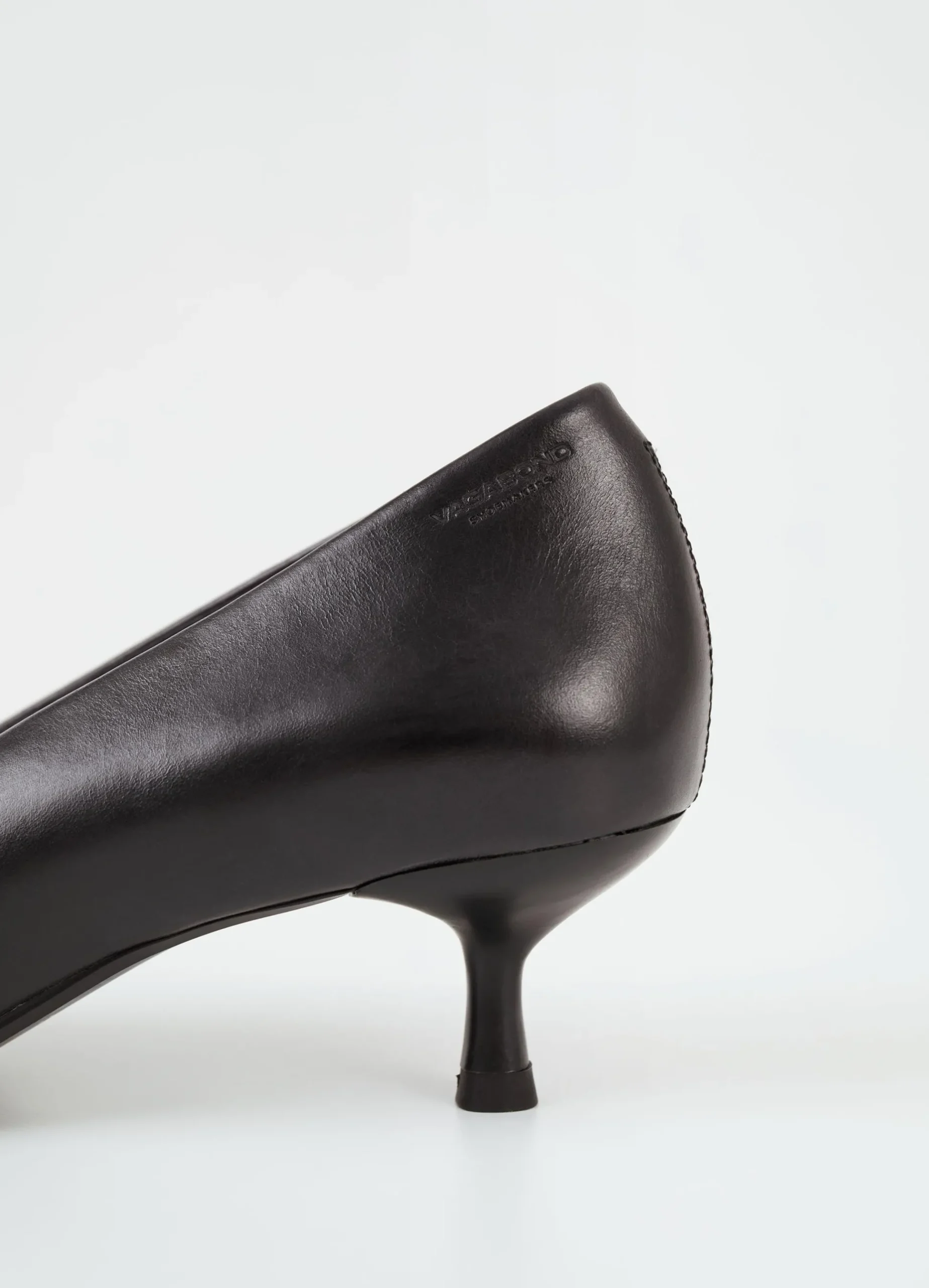 LYKKE PUMPS