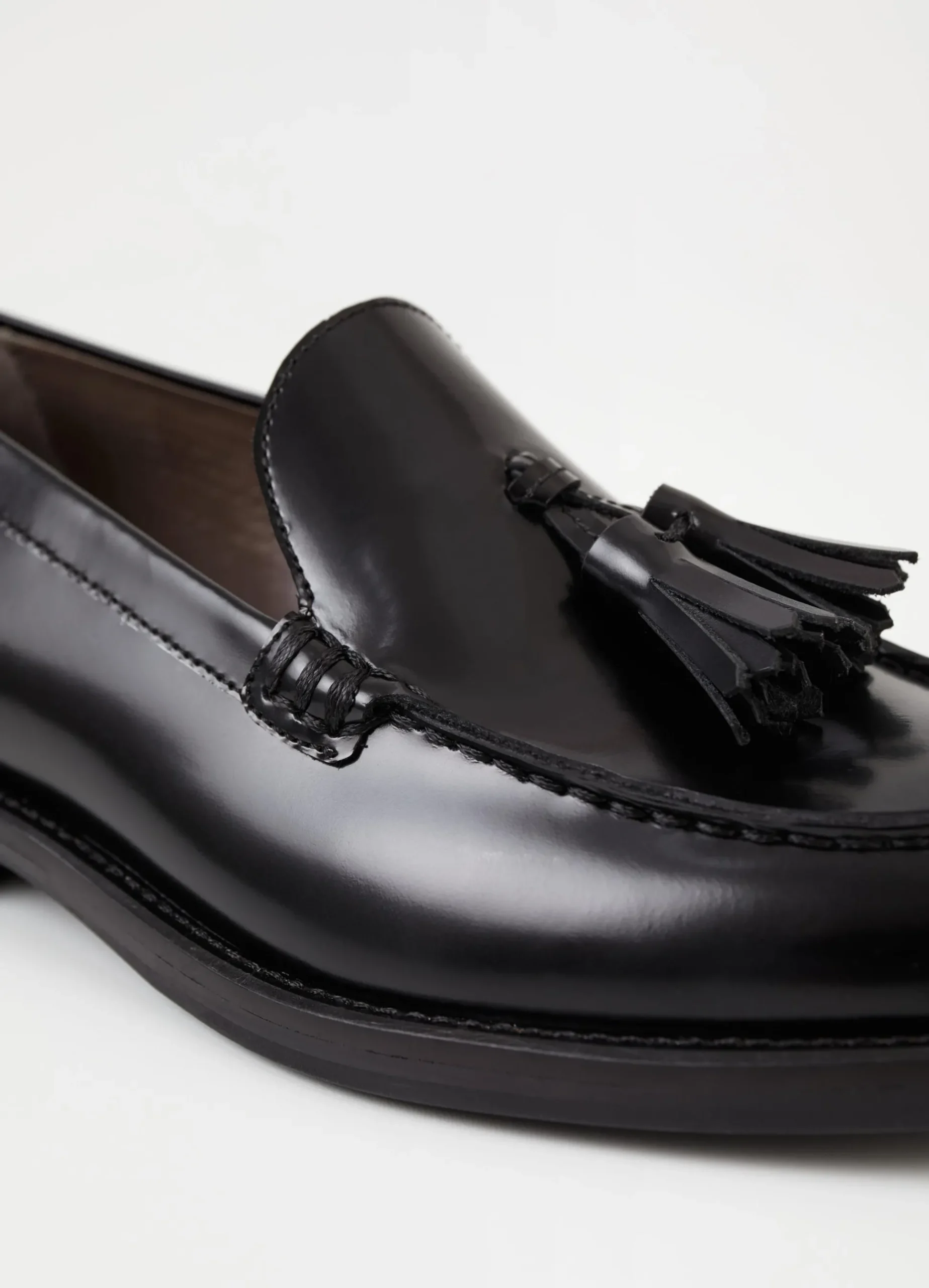 NAIMA LOAFERS