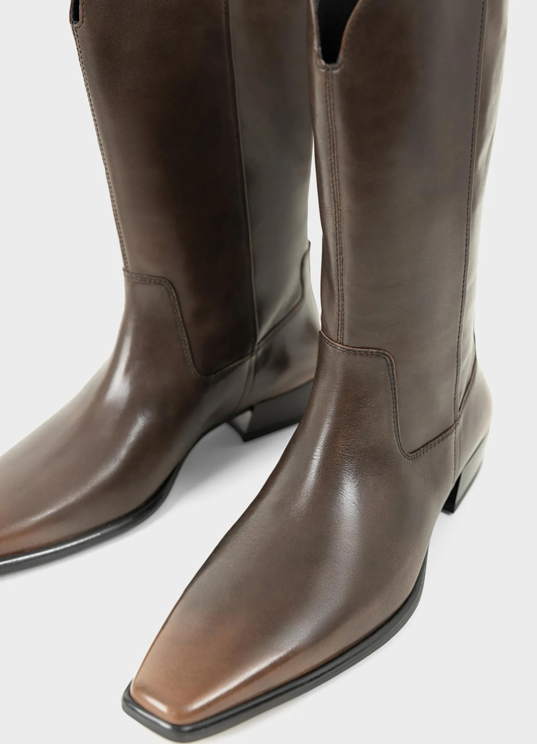 NELLA BOOTS