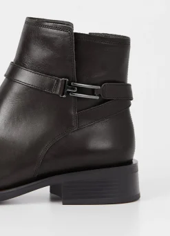 SHEILA BOOTS