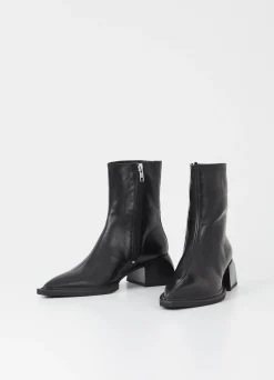 VIVIAN BOOTS