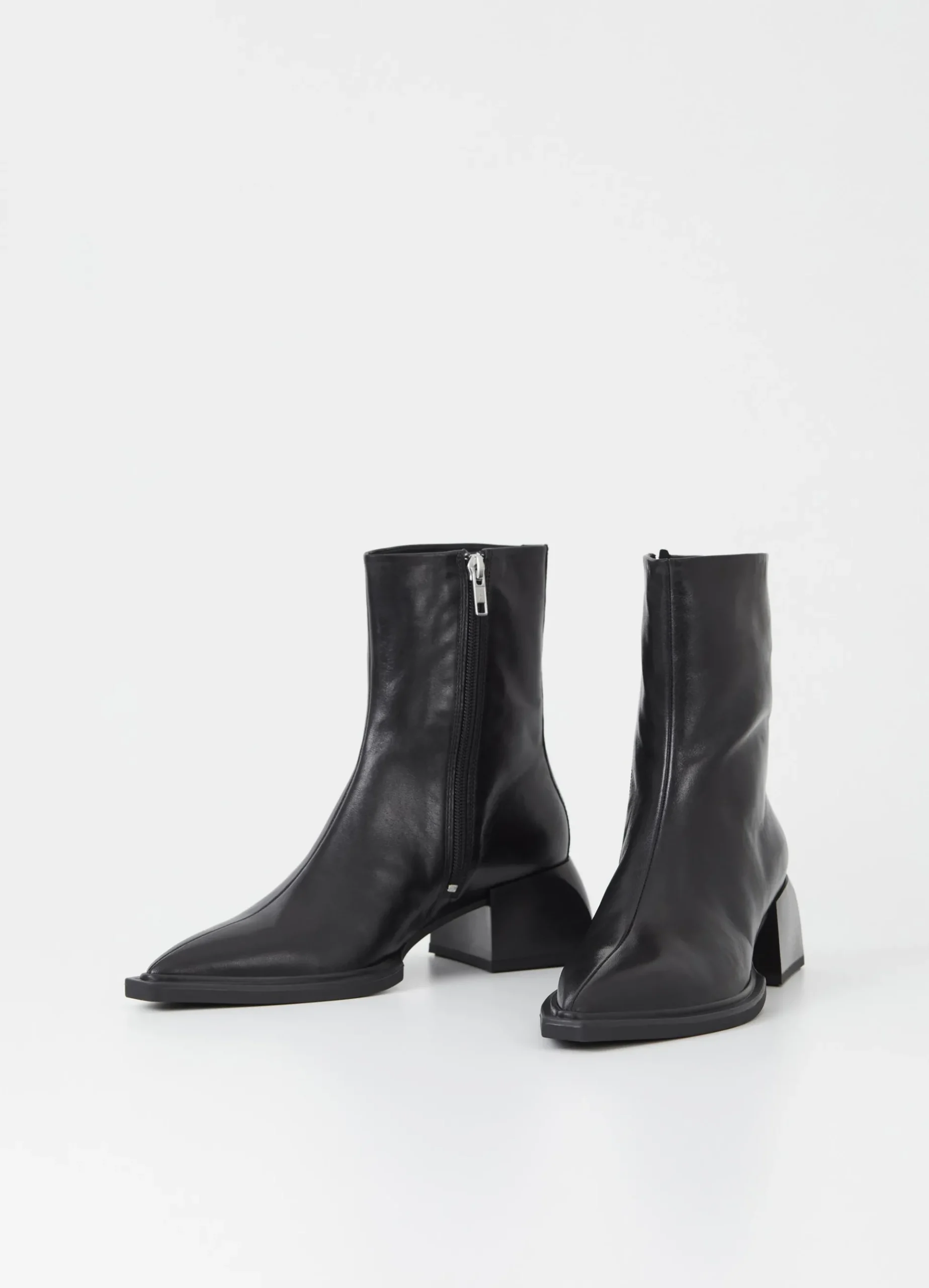 VIVIAN BOOTS