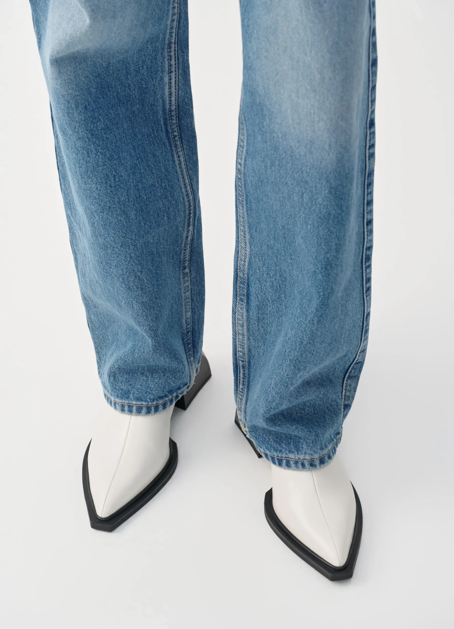 VIVIAN BOOTS