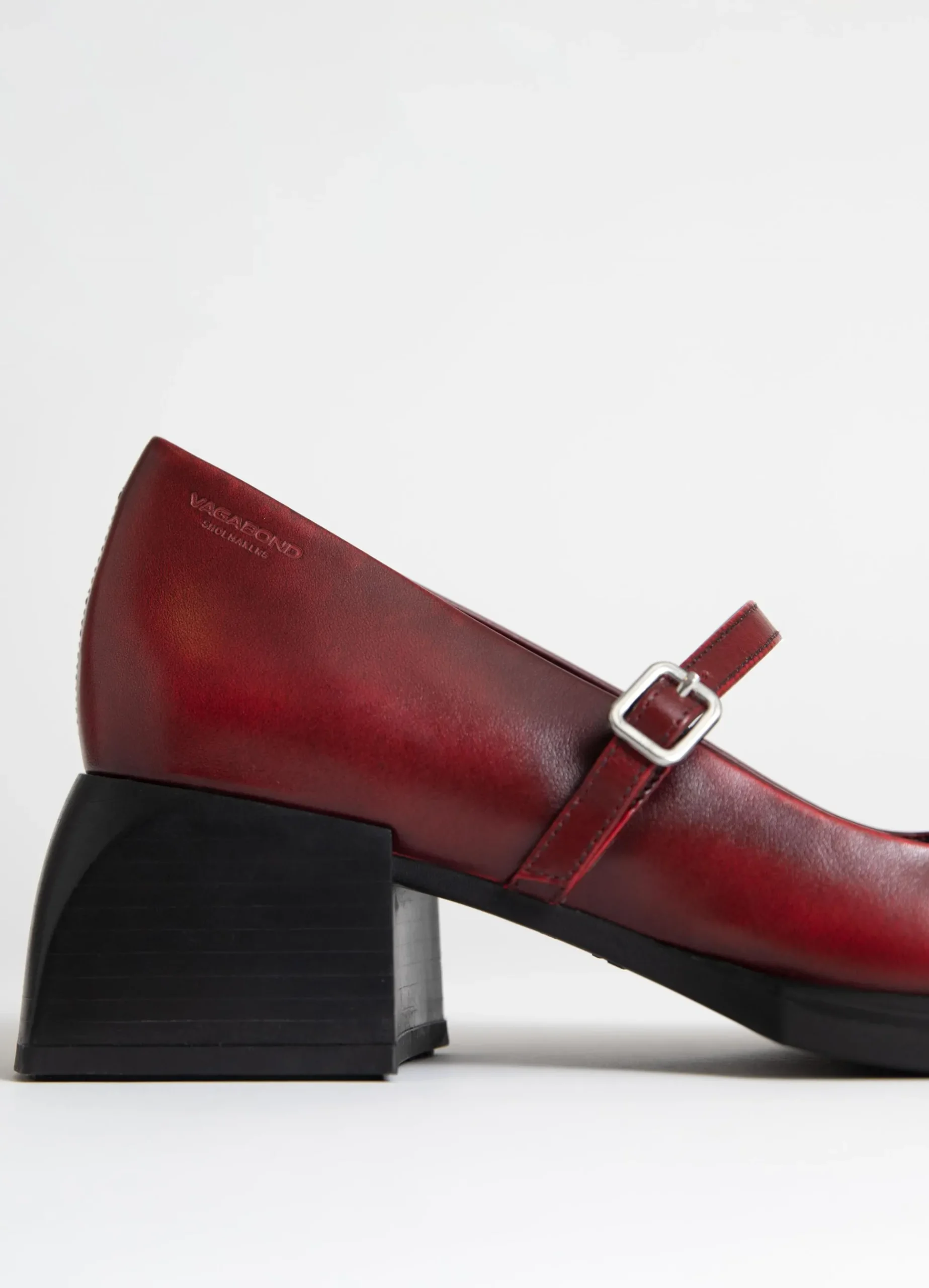 VIVIAN PUMPS