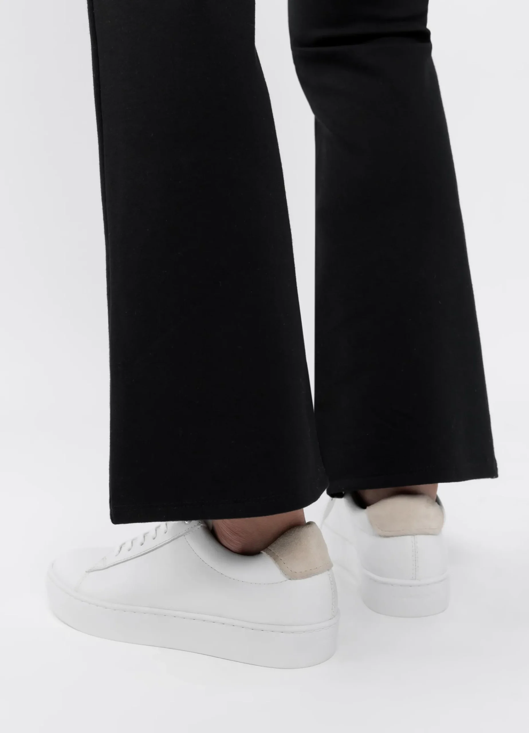 ZOE SNEAKERS